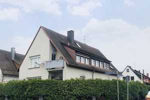 Charmantes Zweifamilienhaus mit großem Garten in ruhiger Lage von Kornburg bei Nürnberg – Nürnberg – Vorschaubild 1