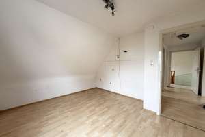 Rohdiamant in Eisingen: Einfamilienhaus in guter Lage mit Entwicklungspotenzial – Die vollständige Adresse der Immobilie erhältst du vom Anbieter., 97249 Eisingen – Vorschaubild 35