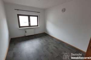 Reihenhaus mit schöner Aufteilung, Wintergarten, Keller, Dachboden, Garage und Garten – 68259 Wallstadt, Mannheim – Vorschaubild 13