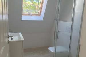 PROVISIONSFREIER VERKAUF ! TOLLE SEHR HELLE NEUE DACHGESCHOSSWOHNUNG MIT TERRASSEN U. LIFT IN P´BERG – John-Schehr-Str. 4, 10405 Prenzlauer Berg, Berlin – Vorschaubild 5