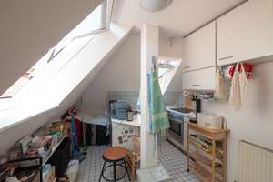 Gemütliche Dachwohnung mit ausgebauter Zusatzfläche im 2.DG – Zwischen Gerber und Marienplatz – Die vollständige Adresse der Immobilie erhältst du vom Anbieter., 70178 Karlshöhe, Stuttgart – Vorschaubild 4