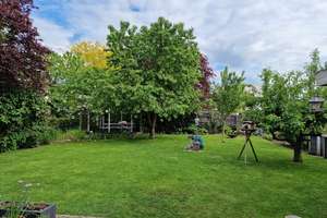 Familienfreundliches Einfamilienhaus mit 5 Zimmern in Potsdam. – Orville-Wright-Straße 82, 14469 Bornstedt, Potsdam – Vorschaubild 2