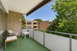 Großzügige 4,5-Zimmer-Wohnung mit zwei Balkonen und zwei Stellplätzen in Düsseldorf-Mörsenbroich – 40470 Mörsenbroich, Düsseldorf – Vorschaubild 19