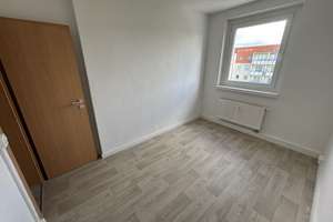 Platz für die ganze Familie! 4-Zimmer-Wohnung mit Balkon! – Straße der Deutschen Einheit 53, 39326 Wolmirstedt – Vorschaubild 5