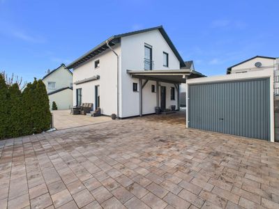 Modernes & Energieeffizientes KFW-55 Einfamilienhaus in familiärer Lage!