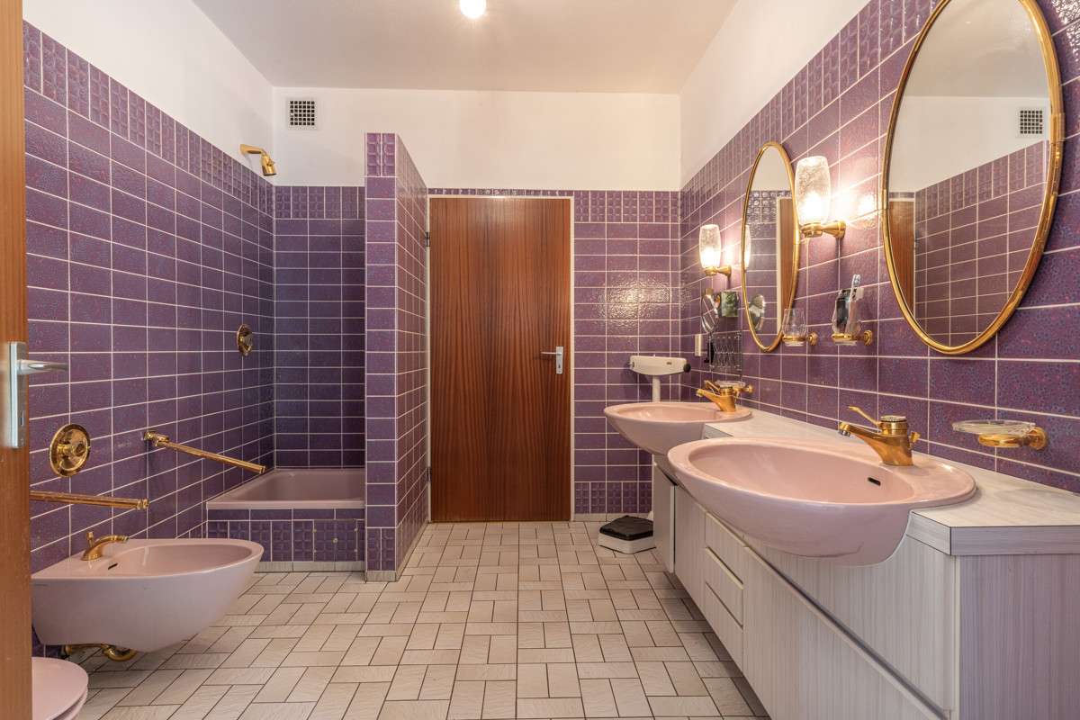 Immobilie in Elmenhorst - Waldidylle pur – mit Einliegerwohnung & Schwimmbad - Bild 1