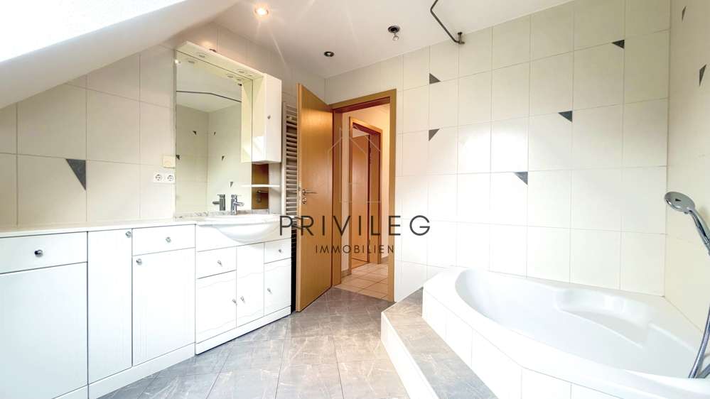 Immobilie in Ittlingen - Moderne, helle Doppelhaushälfte in sehr guter Lage von Ittlingen - Bild 1