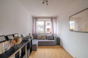 Kapitalanlage mit drei Zimmern, Balkon und TG-Stellplatz in Rissen | GLADIGAU – Die vollständige Adresse der Immobilie erhältst du vom Anbieter., 22559 Rissen, Hamburg – Vorschaubild 8
