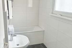 Schöne 2-Zimmer-Wohnung mit Balkon und Tageslichtbad – Philosophenweg 9, 45279 Freisenbruch, Essen – Vorschaubild 8