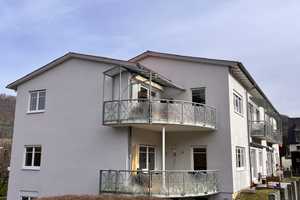 Frisch renovierte, charmante 3-Zi-Wohnung mit EBK in Reutlingen – Reutlingen (Kreis) – Vorschaubild 1