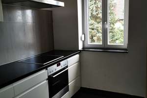 Schöne, lichtdurchflutete 5-Zi.Whg. mit Balkon, EBK und Kellerraum – Sandäckerstraße 11, 70469 Feuerbach-Mitte, Stuttgart – Vorschaubild 4