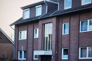 Zuhause mit 4 Zimmern in Meerbusch
