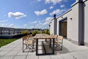 Neuwertiges Penthouse mit Dachterrasse und nachhaltiger Energieeffizienz – Die vollständige Adresse der Immobilie erhältst du vom Anbieter., 81245 Altaubing, München – Vorschaubild 2