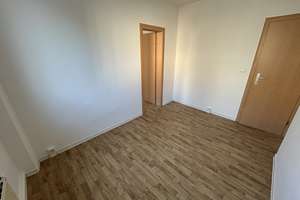 Helle 4-Zimmer-Wohnung mit Balkon! – Straße der Deutschen Einheit 24, 39326 Wolmirstedt – Vorschaubild 6