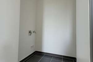 Platz für die kleine Familie mit schöner Loggia! – Gebbertstraße 125 b, 91058 Sebaldus, Erlangen – Vorschaubild 5