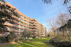 Direkt einziehen! 4 Zimmer mit Einbauküche, 2 Balkone & Blick ins Grüne, Duschbad, Gäste-WC, Aufzug – Klerschweg 7, 50968 Bayenthal, Köln – Vorschaubild 4