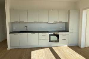 3.3 - Dachgeschoss-Wohnung mit EBK und 40 qm Terrasse in Rudow – Stubenrauchstraße 103, 12357 Rudow, Berlin – Vorschaubild 6