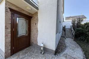 EIN PARADIES FÜR EINE FAMILIE MIT HUND! TOLLES EINFAMILIENHAUS IN TOPLAGE VON WI-KOHLECK – Die vollständige Adresse der Immobilie erhältst du vom Anbieter., 65199 Dotzheim, Wiesbaden – Vorschaubild 33