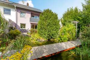 Sie suchen etwas Besonderes? 08/15 war gestern! - DHH mit Garten in Weiherhaus – Die vollständige Adresse der Immobilie erhältst du vom Anbieter., 90469 Gartenstadt, Nürnberg – Vorschaubild 1