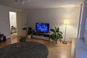 Großzügige 3-Zimmer-Dachgeschosswohnung mit Sonnenbalkon und Blick ins Grüne – Baackesweg 60, 47804 Kempener Feld/Baackeshof, Krefeld – Vorschaubild 5