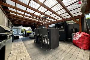 Design trifft See: Exklusive Mini-Villa mit Wellness & Pool am Kinzigsee (Pacht 20 Jahre) – Am Kinzigsee 1, 63505 Langenselbold – Vorschaubild 9