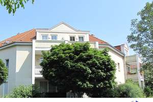 TOP !  Attraktive 3 - Zimmer - Maisonette ETW mit Balkon und PKW - Stellplatz!