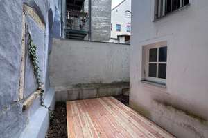 Charmante Souterrainwohnung mit Terrasse in der Regensburger Innenstadt – Die vollständige Adresse der Immobilie erhältst du vom Anbieter., 93047 Innenstadt, Regensburg – Vorschaubild 12