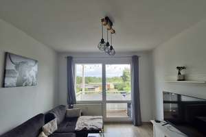 3- Zimmerwohnung mit Balkon und Blick ins Grüne zu vermieten – 6774 Friedersdorf – Vorschaubild 2