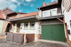 Renovierungsbedürftiges Einfamilienhaus in zentraler Lage von Rockenhausen – Donnersbergkreis – Vorschaubild 1