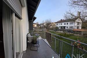Großzügige 4-Zimmer-Wohnung mit ca. 119,5 m² im 1. OG und zwei Balkonen in begehrter Wohnlage – Die vollständige Adresse der Immobilie erhältst du vom Anbieter., 75175 Buckenberg, Pforzheim – Vorschaubild 3