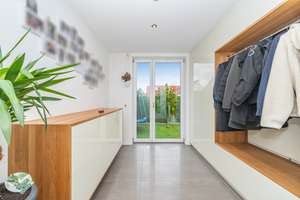 *Erstklassiger Zustand* Modernes freistehendes Wohnhaus in ruhiger Lage von Emmering zu verkaufen – Die vollständige Adresse der Immobilie erhältst du vom Anbieter., 82275 Emmering – Vorschaubild 5