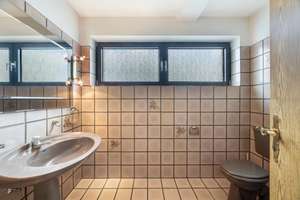 Viel Platz für neue Wohnideen - Freistehendes Einfamilienhaus in Benrath – Die vollständige Adresse der Immobilie erhältst du vom Anbieter., 40597 Benrath, Düsseldorf – Vorschaubild 13