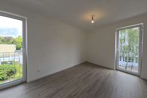 Lichtdurchflutete 2-ZKB-Wohnung mit Balkon in direkter Innenstadtlage von Gütersloh – Die vollständige Adresse der Immobilie erhältst du vom Anbieter., 33330 Innenstadt-Kernstadt, Gütersloh – Vorschaubild 18