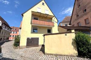 Mehrfamilienhaus mit 3 Wohneinheiten – Leerstehend & über 6 % Renditepotenzial
