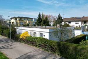 Seltene Gelegenheit in Freiburg: Bungalow in Bestlage – Wohnen auf einer Ebene mit Zukunft – Die vollständige Adresse der Immobilie erhältst du vom Anbieter., 79100 Unterwiehre-Süd, Freiburg im Breisgau – Vorschaubild 2