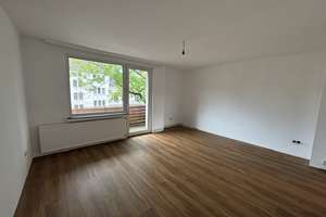 Zentrale Wohnung mit 3 Zimmern und 2 Balkone in Altenbochum