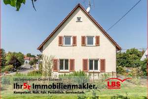 Reserviert!!! Gemütliches Einfamilienhaus mit Potenzial – Die vollständige Adresse der Immobilie erhältst du vom Anbieter., 78628 Rottweil – Vorschaubild 1