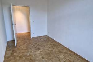 Innenstadtnahe 3-Raum-Wohnung mit großem Balkon und Stellplatz – Arndtstraße 53, 39108 Stadtfeld Ost, Magdeburg – Vorschaubild 5