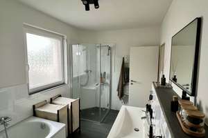  Schöne, geräumige 3-Zi.Whg mit großem Balkon in Düsseldorf-Himmelgeist – 40589 Himmelgeist, Düsseldorf – Vorschaubild 5