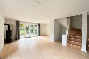 Wellingsbüttel: modernes, helles Stadthaus mit Garten u. Garage – Die vollständige Adresse der Immobilie erhältst du vom Anbieter., 22391 Wellingsbüttel, Hamburg – Vorschaubild 7