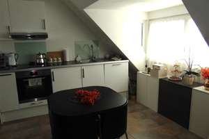 Familienhaus mit 3 Wohneinheiten und Garten mit Terrasse – Die vollständige Adresse der Immobilie erhältst du vom Anbieter., 85774 Unterföhring – Vorschaubild 16