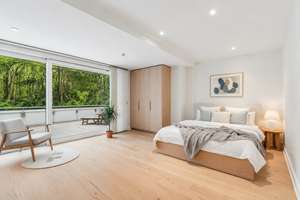 Exklusive Maisonette-Wohnung mit Garten, Aufzug und Tiefgarage an der Kieler Förde – Die vollständige Adresse der Immobilie erhältst du vom Anbieter., 24105 Düsternbrook, Kiel – Vorschaubild 3
