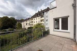Charmante und großzügige 3-Zimmer-Altbauwohnung mit Balkon im Dortmunder Kreuzviertel – 44137 Westfalenhalle, Dortmund – Vorschaubild 4