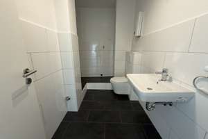 Großzügige und Helle 4-Raum-Dachgeschosswohnung mit Balkon – Die vollständige Adresse der Immobilie erhältst du vom Anbieter., 45359 Frintrop, Essen – Vorschaubild 8