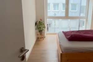 2-Zimmerwohnung mit großer Dachterrasse zentral und ruhig  – Hohenzollernstraße 26, 40211 Stadtmitte, Düsseldorf – Vorschaubild 2
