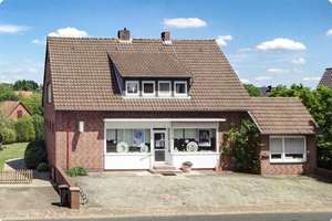 Uetze - Eltze - 2-Familienhaus mit Friseursalon - selber Wohnen plus Mieteinnahmen – Die vollständige Adresse der Immobilie erhältst du vom Anbieter., 31311 Uetze – Vorschaubild 4