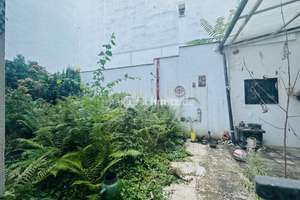 M'GLADBACH - ZENTRUM
SOLIDES 5-PARTEIENHAUS MIT ENTWICKLUNGSPOTENZIAL! – Die vollständige Adresse der Immobilie erhältst du vom Anbieter., 41061 Gladbach, Mönchengladbach – Vorschaubild 8