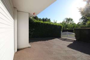 Exklusives Landhaus-Anwesen mit Einliegerwohnung, Doppelgarage und parkähnlichem Grundstück – Die vollständige Adresse der Immobilie erhältst du vom Anbieter., 71522 Backnang – Vorschaubild 11