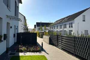 Modernes Reihenmittelhaus mit EBK, Garten & Tiefgaragen-Stellplatz  in Wiesbaden-Erbenheim – Wiesbaden – Vorschaubild 9