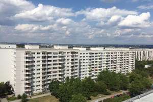 Hereinspaziert - 3 Zimmer zum Wohlfühlen! – Herzberger Str. 24, 1239 Prohlis-Nord, Dresden – Vorschaubild 1